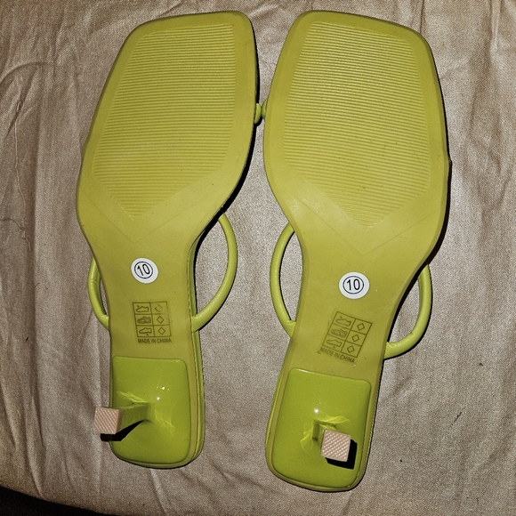 Sheln lime green slide sandals women's size 10 - Picture 2 of 6